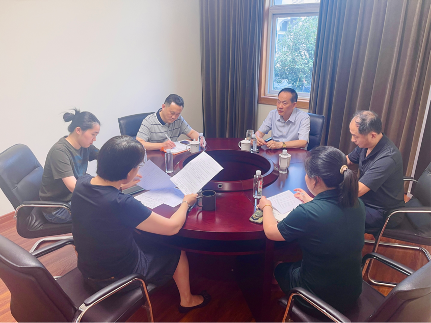 切脉市场动态，明确未来发展方向——董事长一行赴mg冰球突破进出口业务有限公司调研