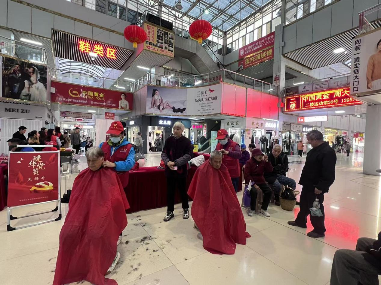 公益不打烊，情暖每月时光