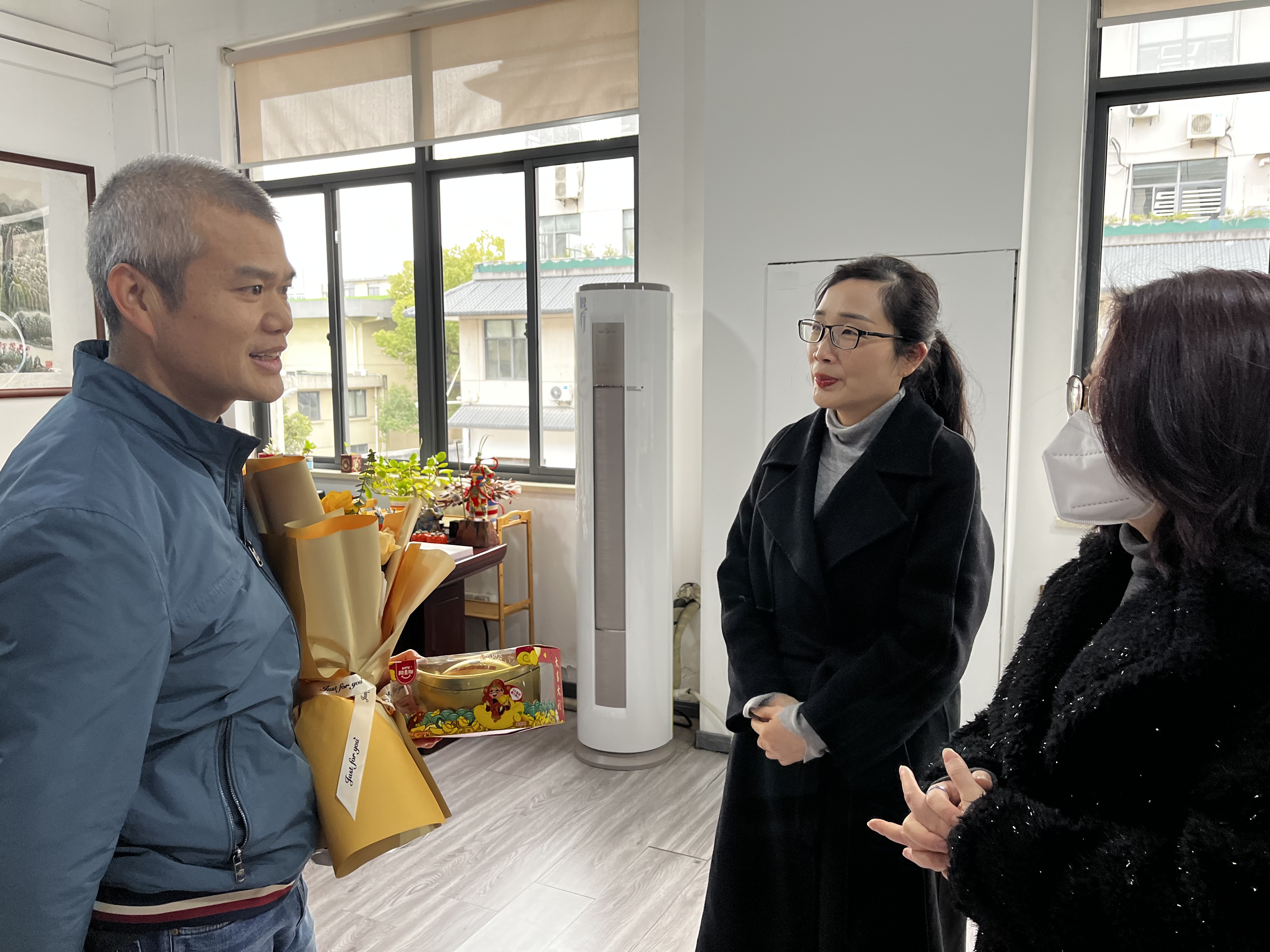 问需访企业、促膝话发展——mg冰球突破文创集团发展新春企业走访活动