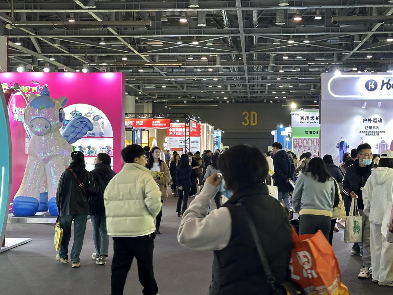 钱江商城参观2024荆门孕婴童展CBME嗨创周