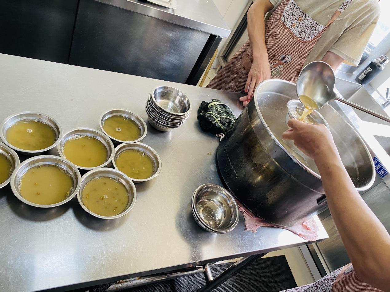 消暑绿豆汤，夏季送清冷