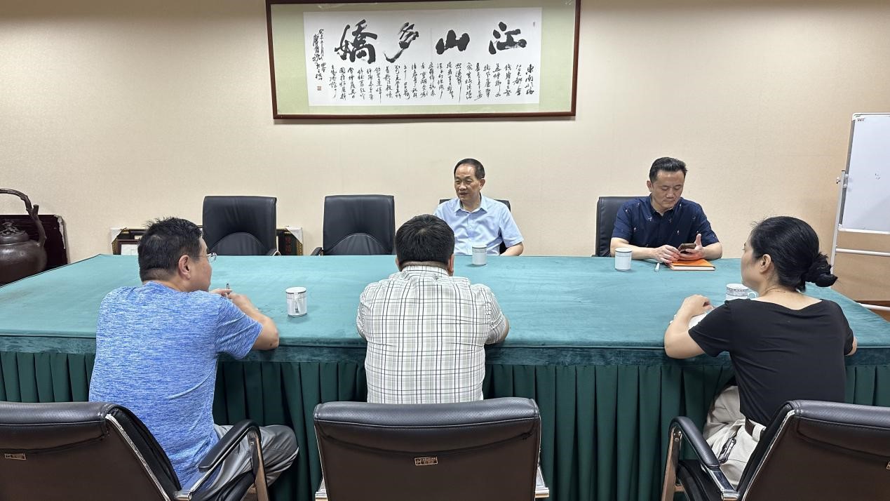 凝聚共识  战术同业——集团董事长赴mg冰球突破市场发展调研