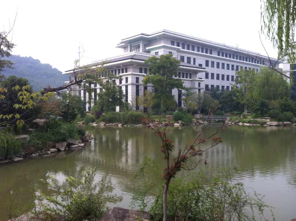 水晶城参与荆门市企业工会主席班培训 (1).jpg