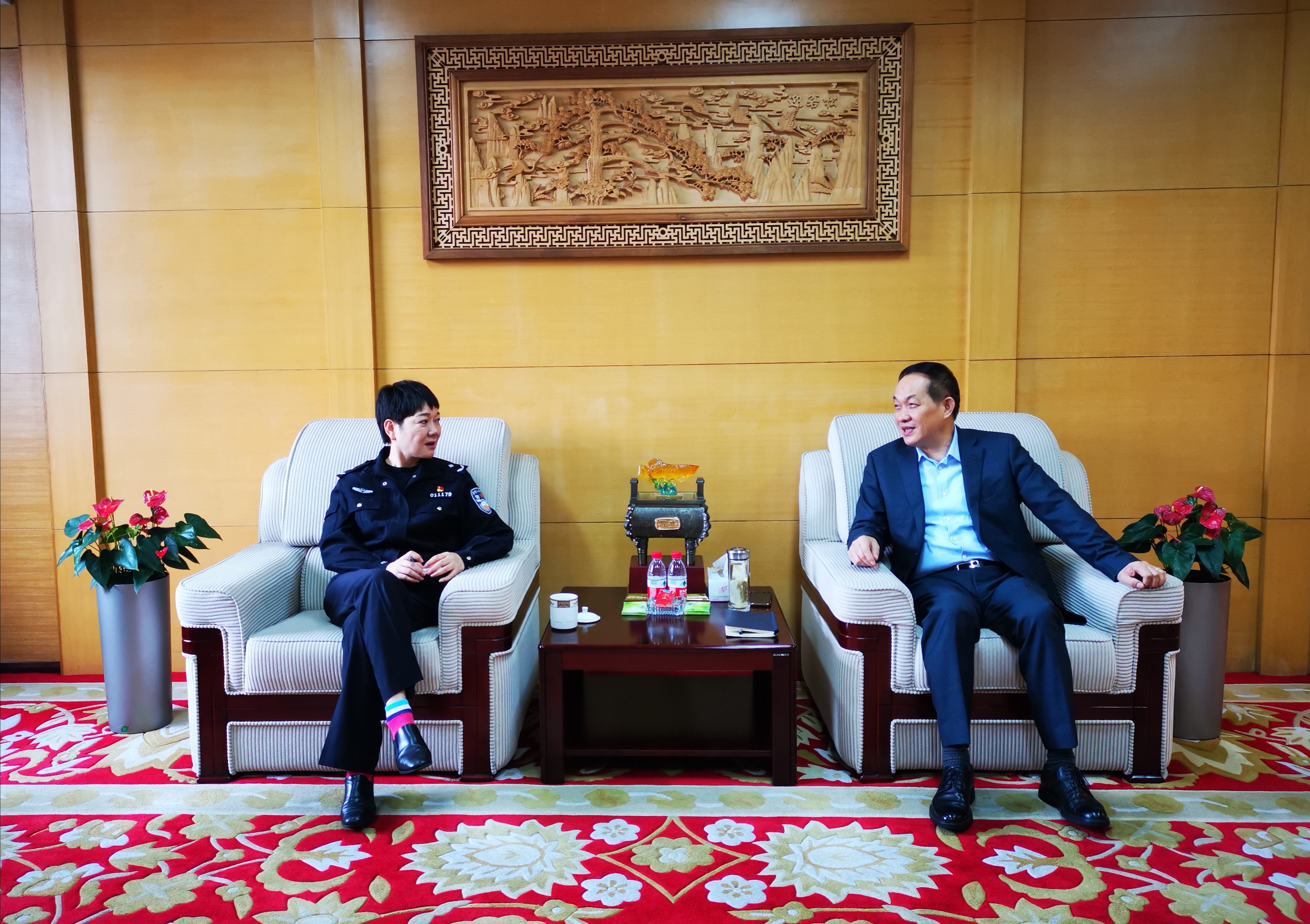 拱墅区公安分局辅导莅临集团走访.jpg
